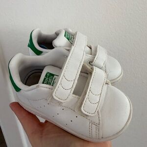 Adidas Stan Smith Tiddker Size 5 white and green